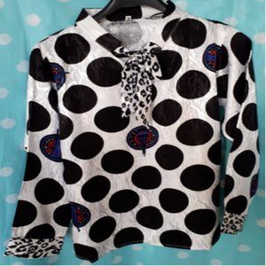 Women's Beautiful Multi Season Quality Top